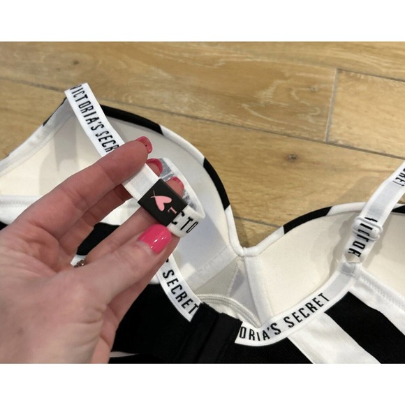 Victoria's Secret padded T-shirt Style BRA Wireless Sz L Black and White Stripe - Picture 5 of 12